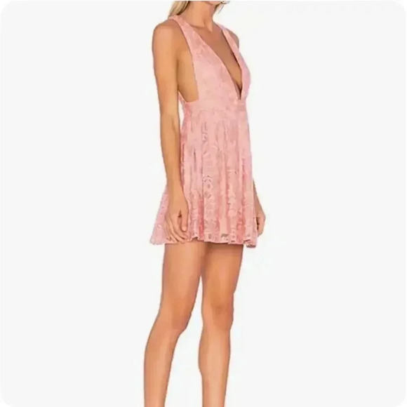 NBD Revolve Faith Floral Lace Embroidered Pink Lace Mini Dress Size Small - Picture 3 of 9
